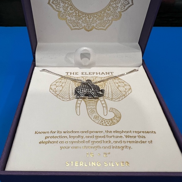 New in box Elephant necklace by Annika Witt - Picture 4 of 5